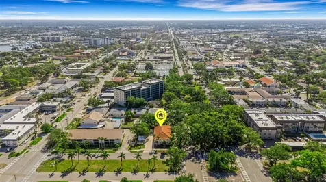 528 W Venice Avenue Venice FL 34285