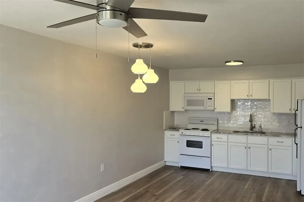 4356 Tahitian Gardens Circle Holiday FL 34691