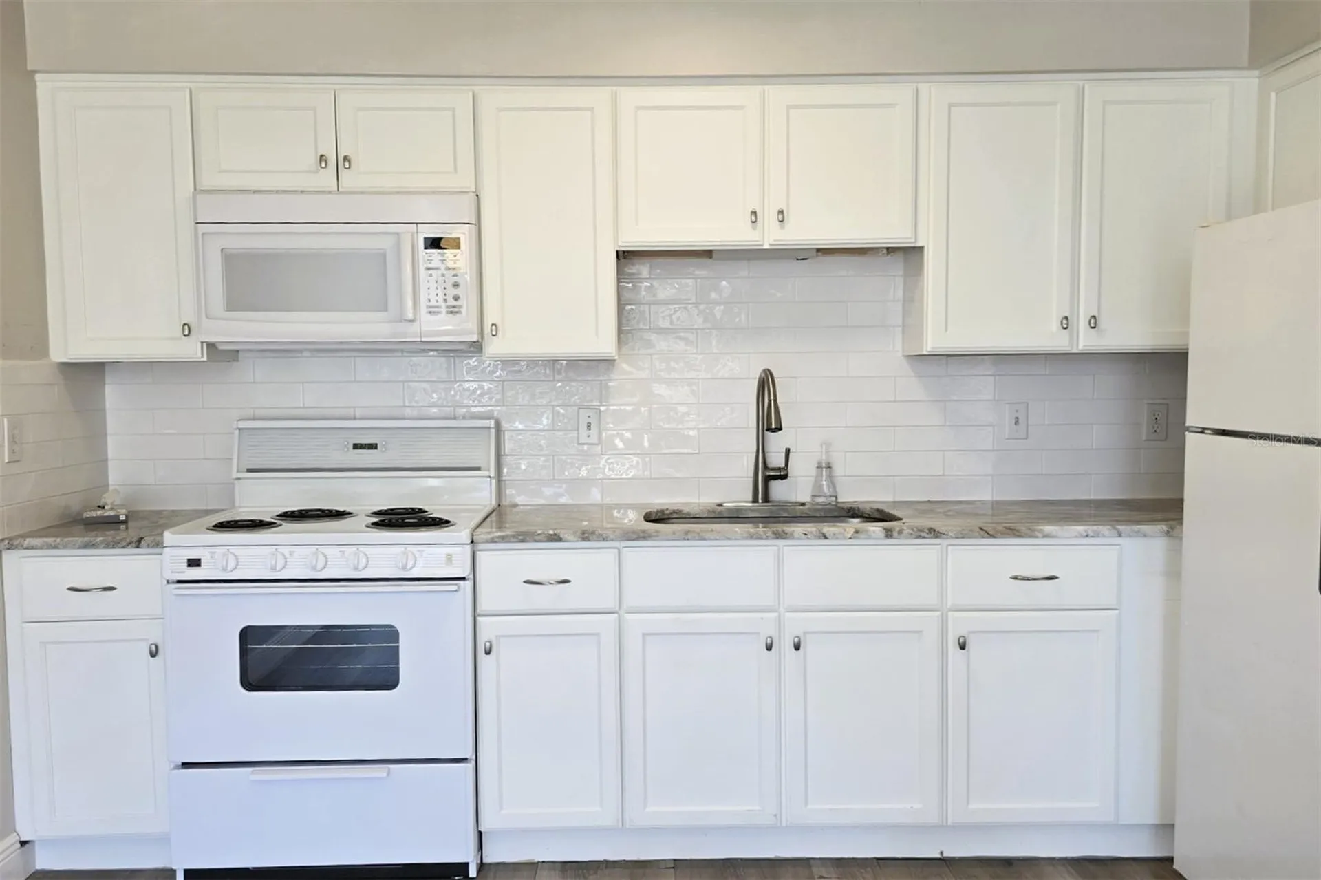 4356 Tahitian Gardens Circle Holiday FL 34691
