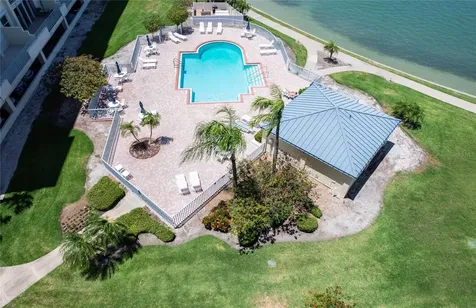 7974 Sailboat Key Boulevard S South Pasadena FL 33707