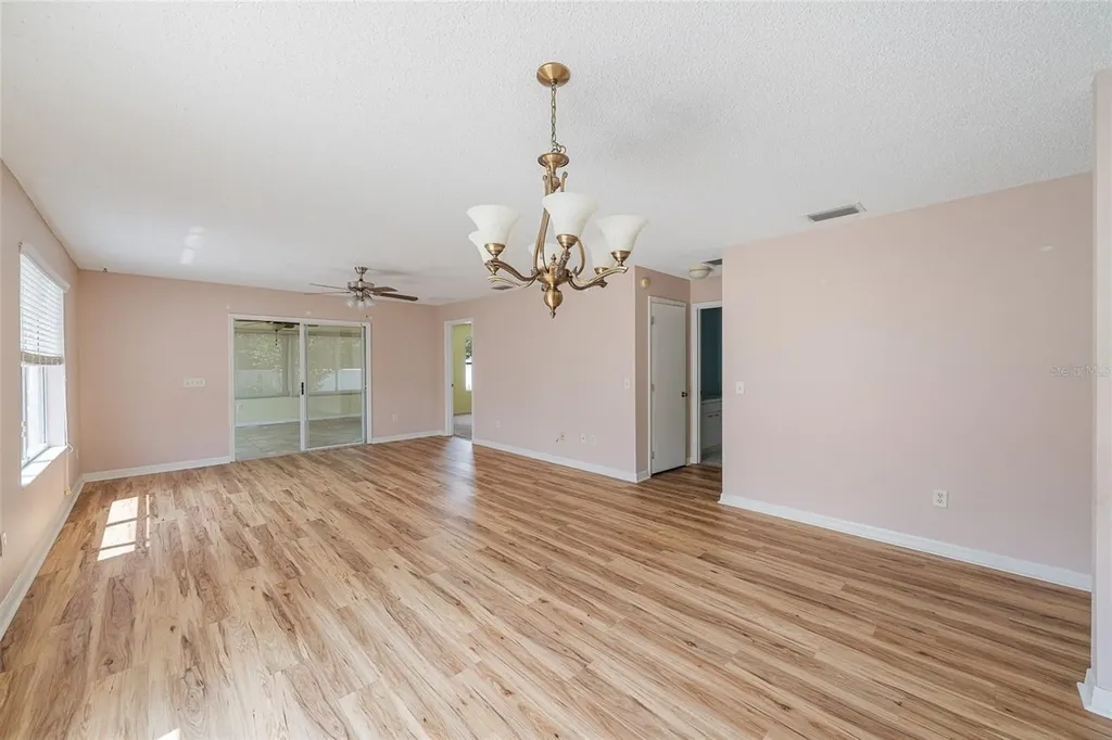 8932 SE 168th Sedgwick Place The Villages FL 32162