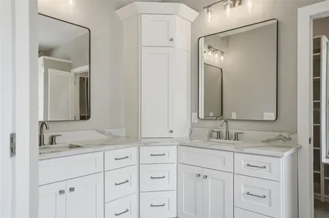 1725 River Watch Boulevard Tarpon Springs FL 34689
