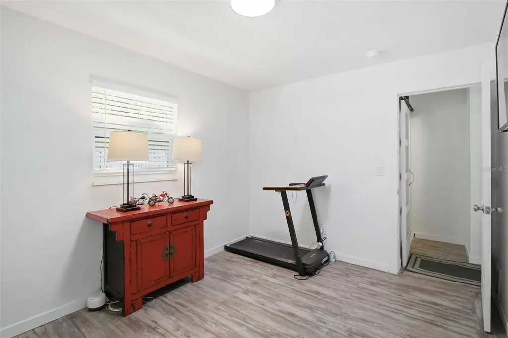 2565 Browning Street Sarasota FL 34237