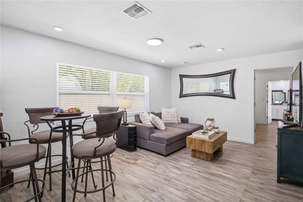 2565 Browning Street Sarasota FL 34237