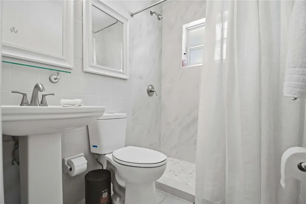 2565 Browning Street Sarasota FL 34237