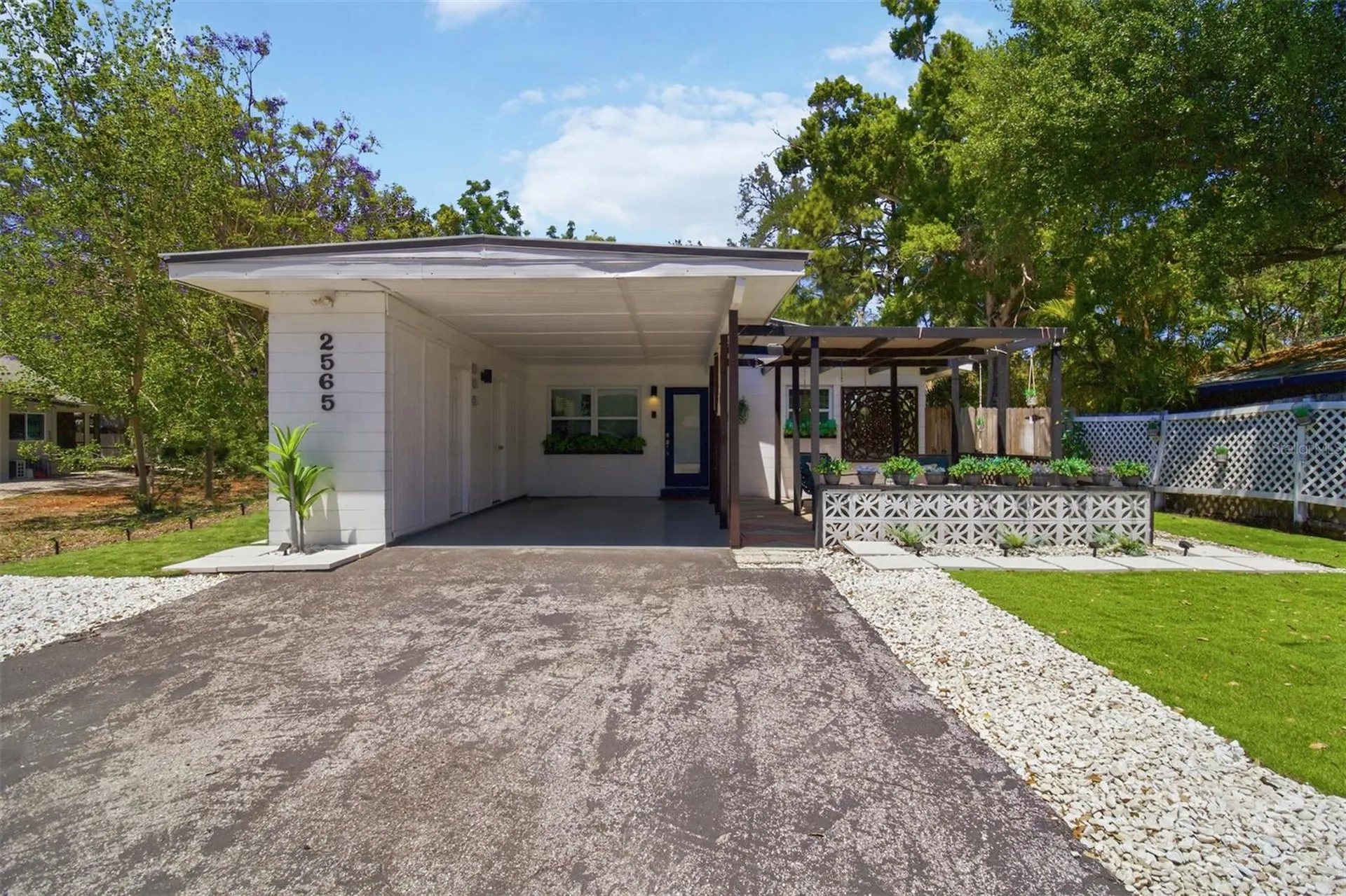 2565 Browning Street Sarasota FL 34237