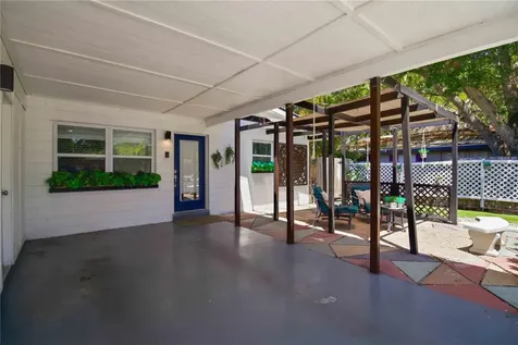 2565 Browning Street Sarasota FL 34237