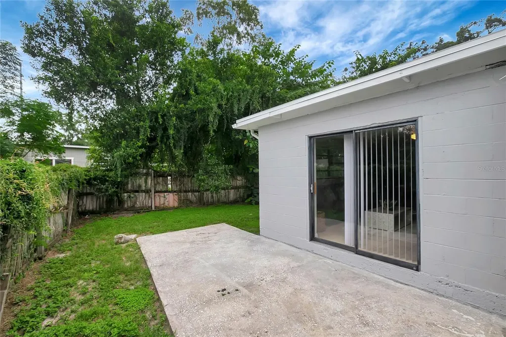 10007 N 20th Street Tampa FL 33612