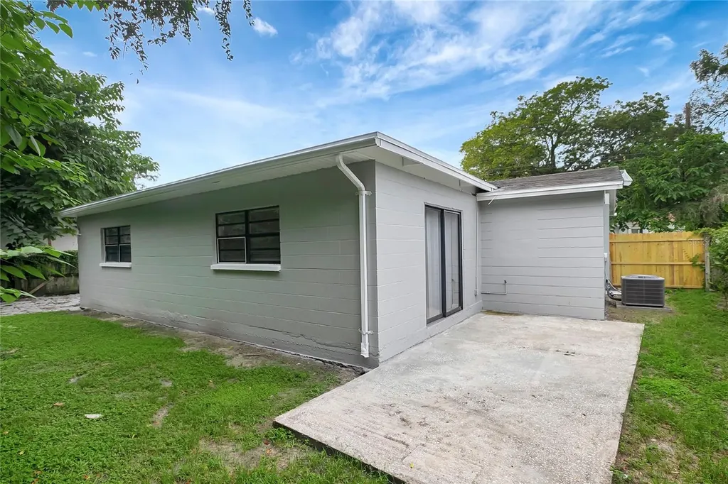 10007 N 20th Street Tampa FL 33612