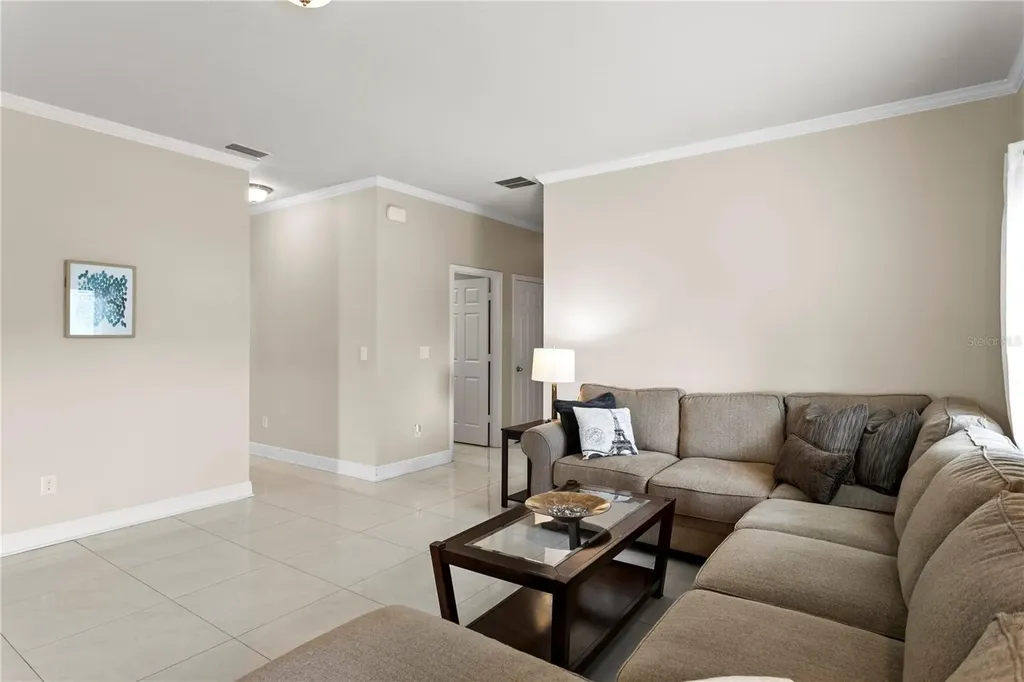 2837 Maple Brook Loop Lutz FL 33558