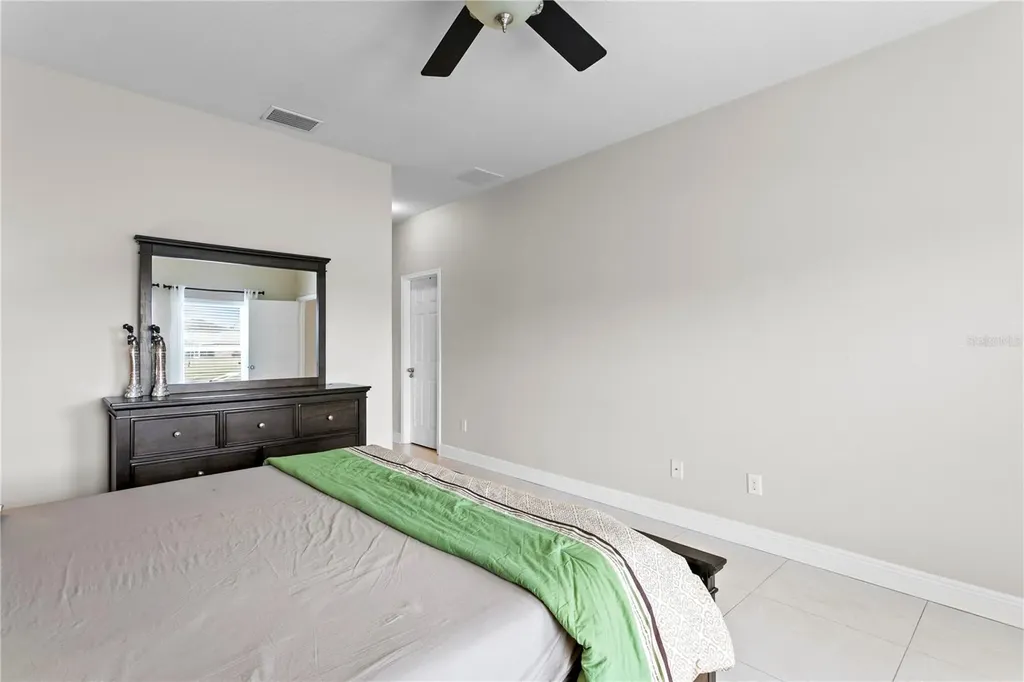 2837 Maple Brook Loop Lutz FL 33558