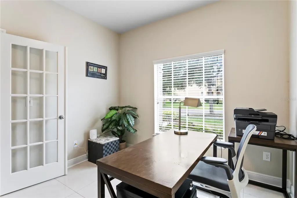 2837 Maple Brook Loop Lutz FL 33558