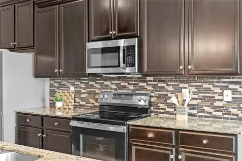 2837 Maple Brook Loop Lutz FL 33558