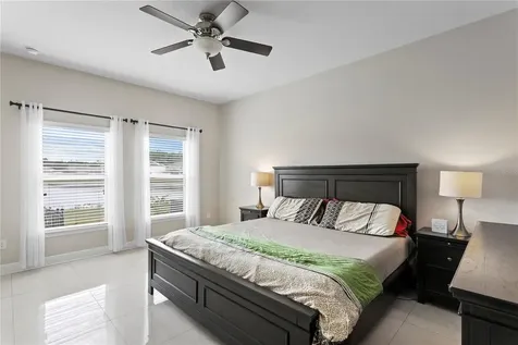 2837 Maple Brook Loop Lutz FL 33558