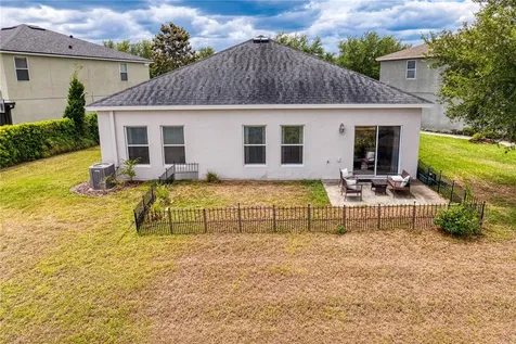 2837 Maple Brook Loop Lutz FL 33558