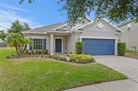 2837 Maple Brook Loop Lutz FL 33558