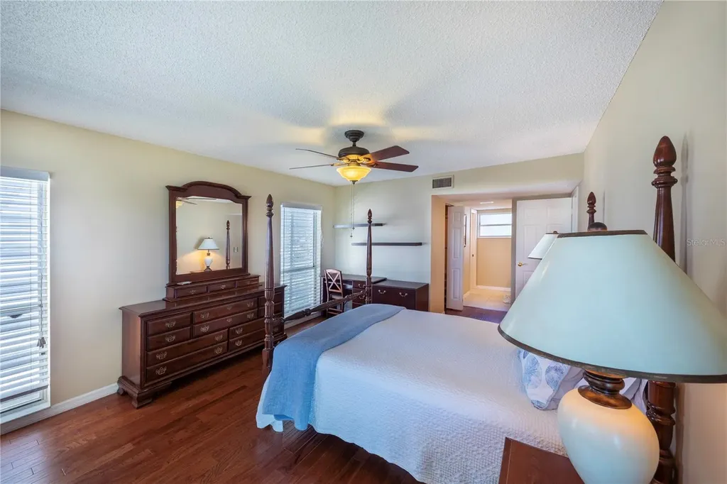 437 Cerromar Lane Venice FL 34293