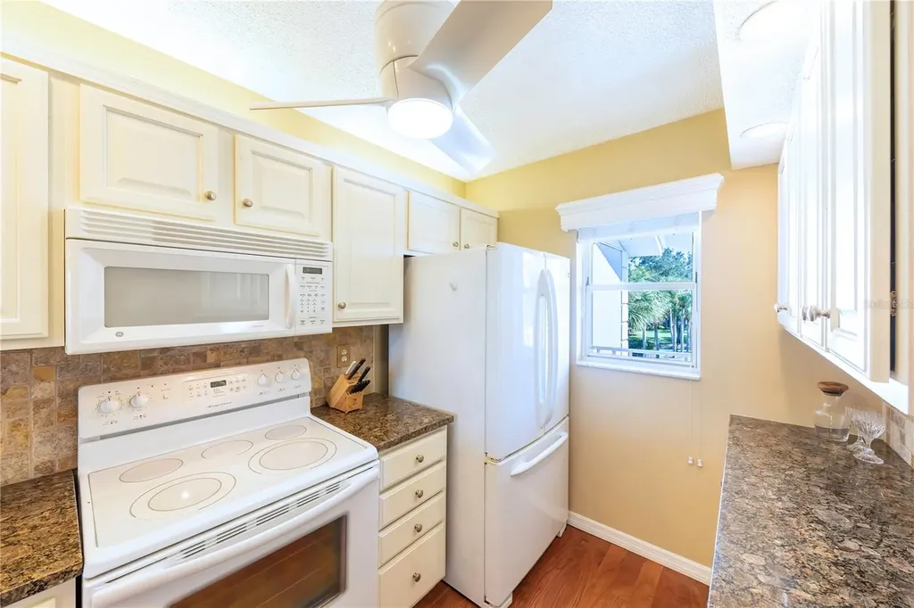 437 Cerromar Lane Venice FL 34293