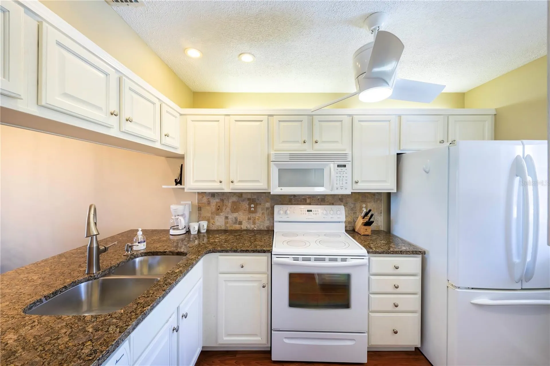 437 Cerromar Lane Venice FL 34293