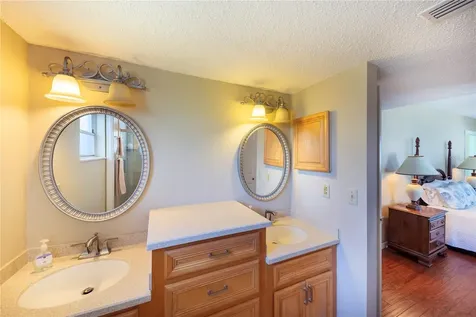 437 Cerromar Lane Venice FL 34293