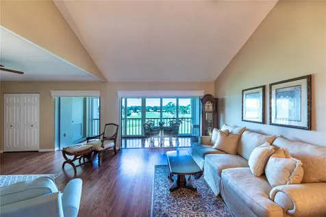 437 Cerromar Lane Venice FL 34293