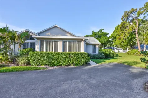 1115 Golfview Woods Drive Sun City Center FL 33573