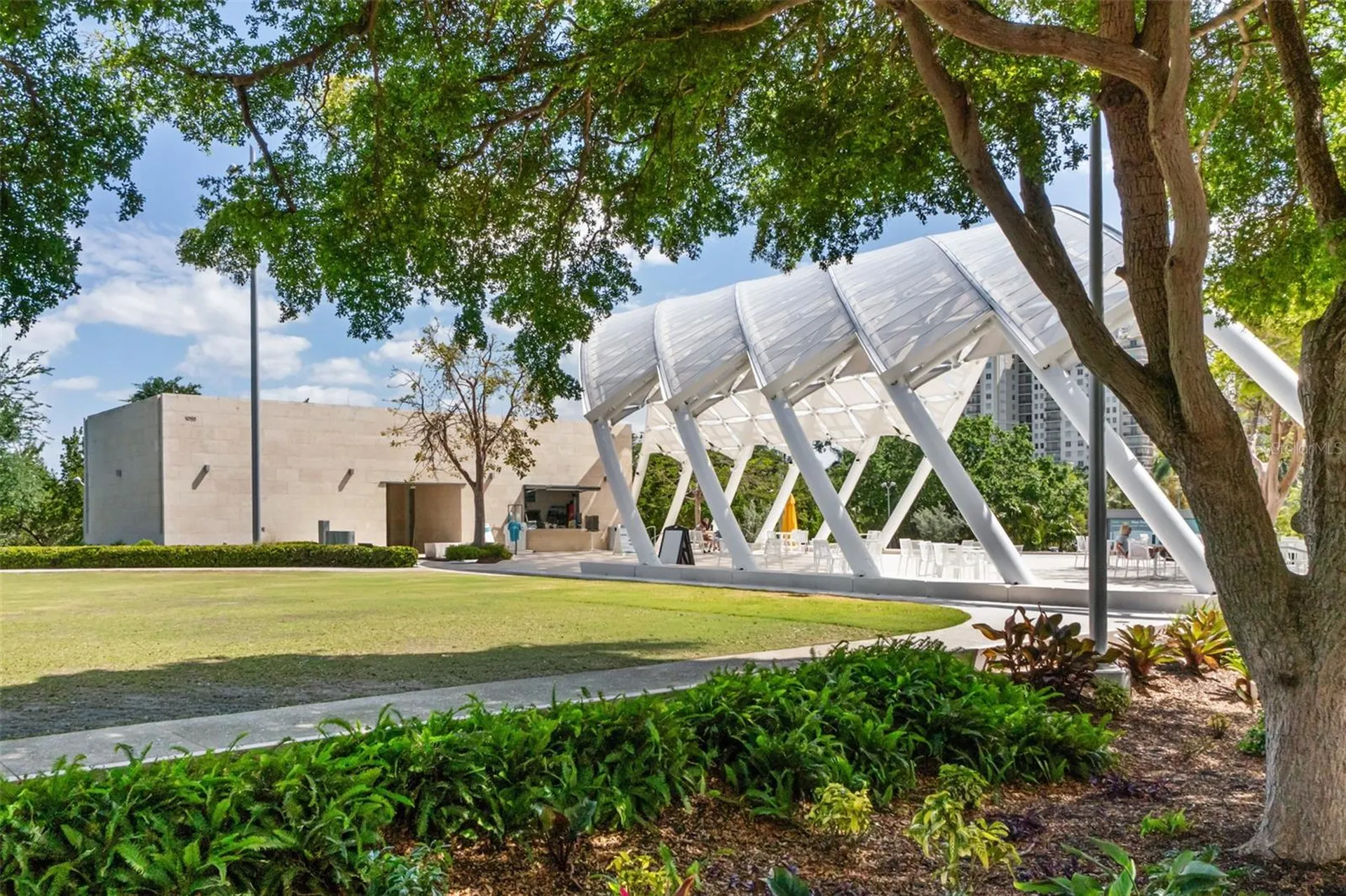 988 Blvd Of The Arts Sarasota FL 34236