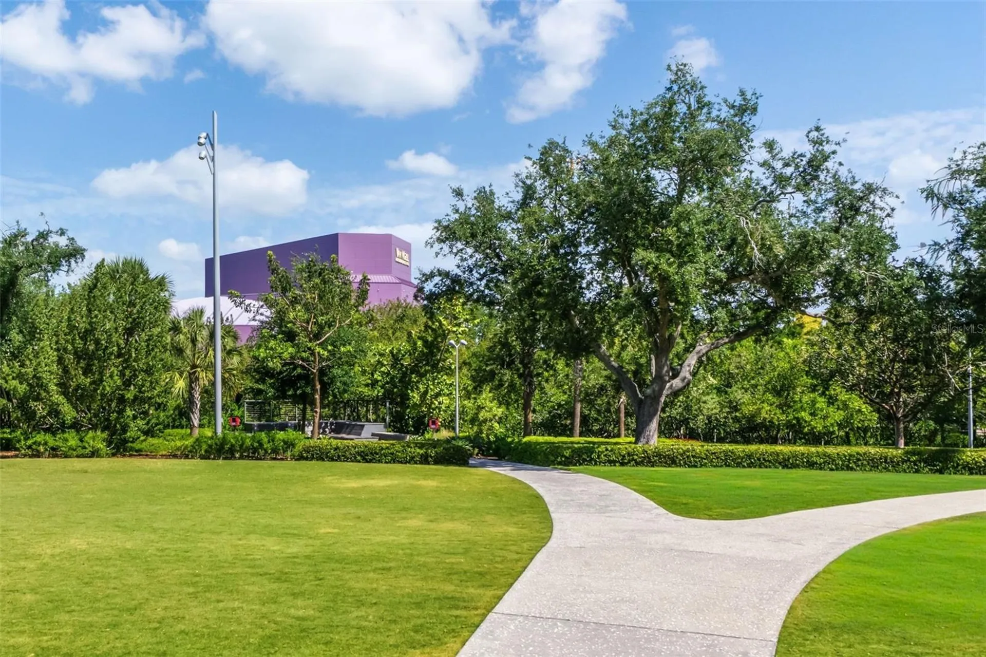 988 Blvd Of The Arts Sarasota FL 34236