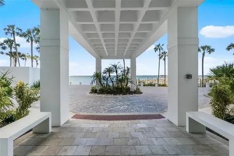 988 Blvd Of The Arts Sarasota FL 34236