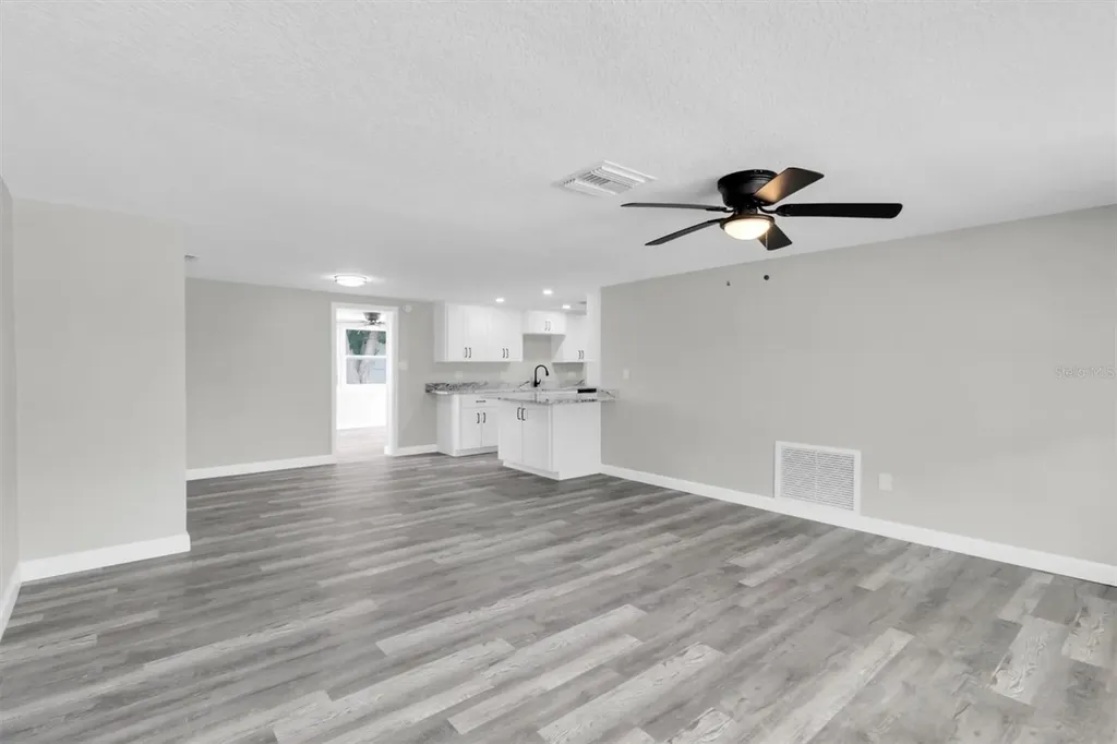 6111 11th Avenue New Port Richey FL 34653