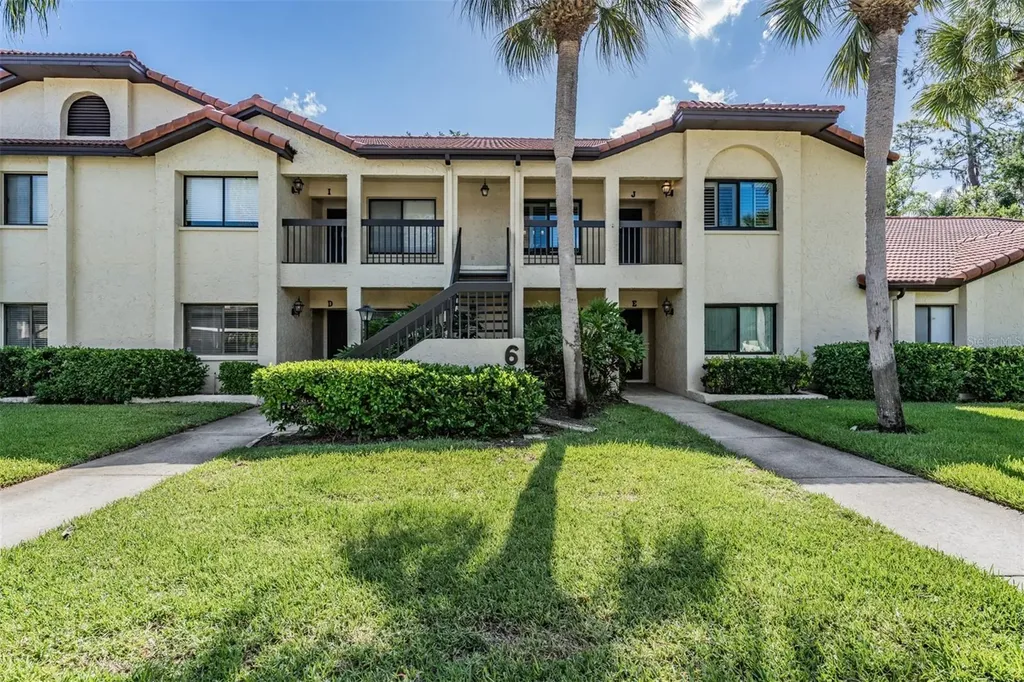 1801 E Lake Road Palm Harbor FL 34685