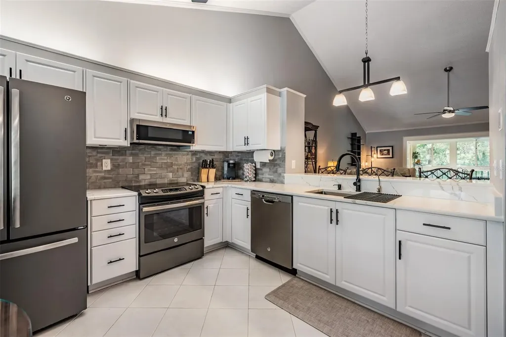 1801 E Lake Road Palm Harbor FL 34685