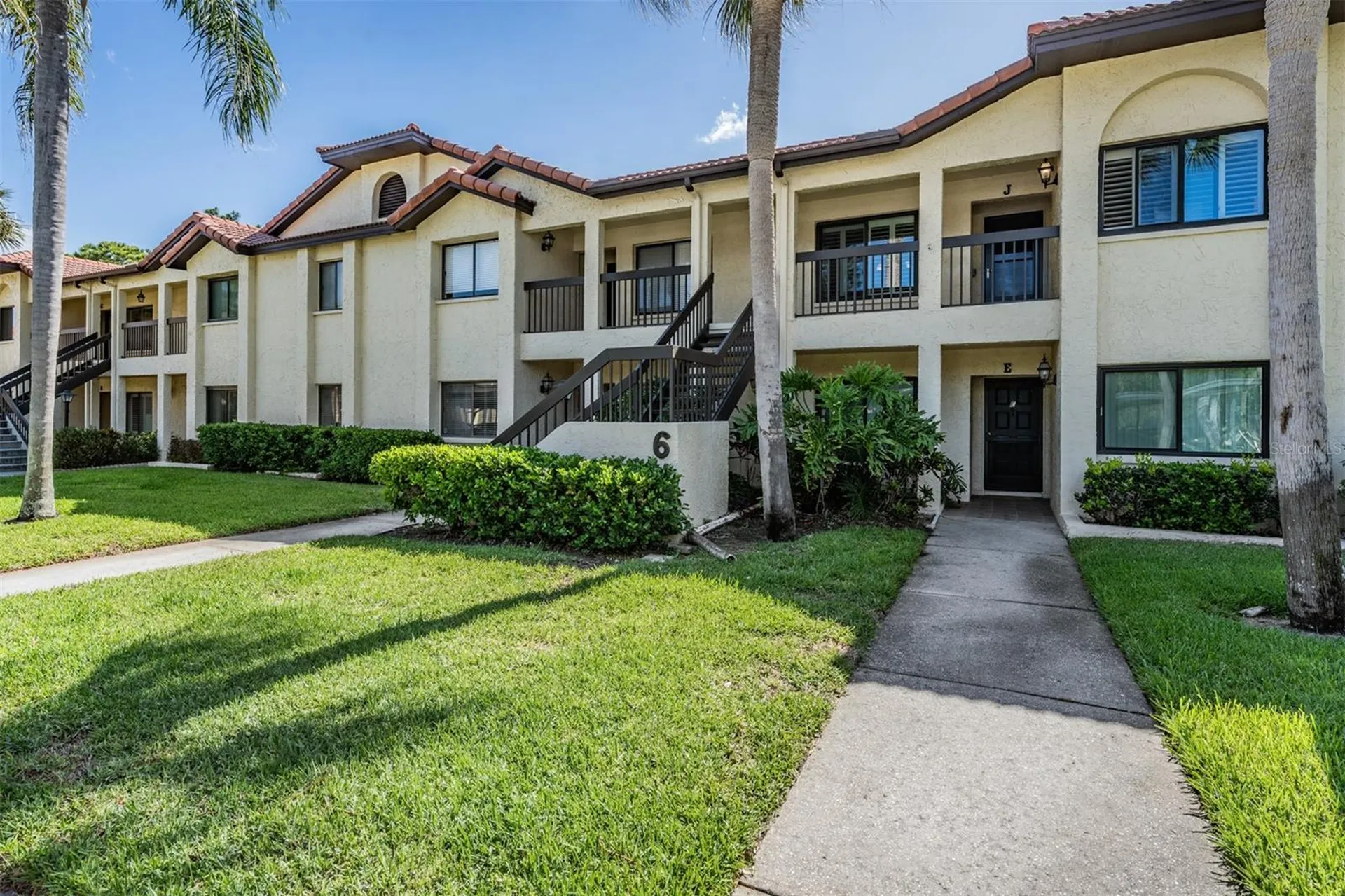 1801 E Lake Road Palm Harbor FL 34685
