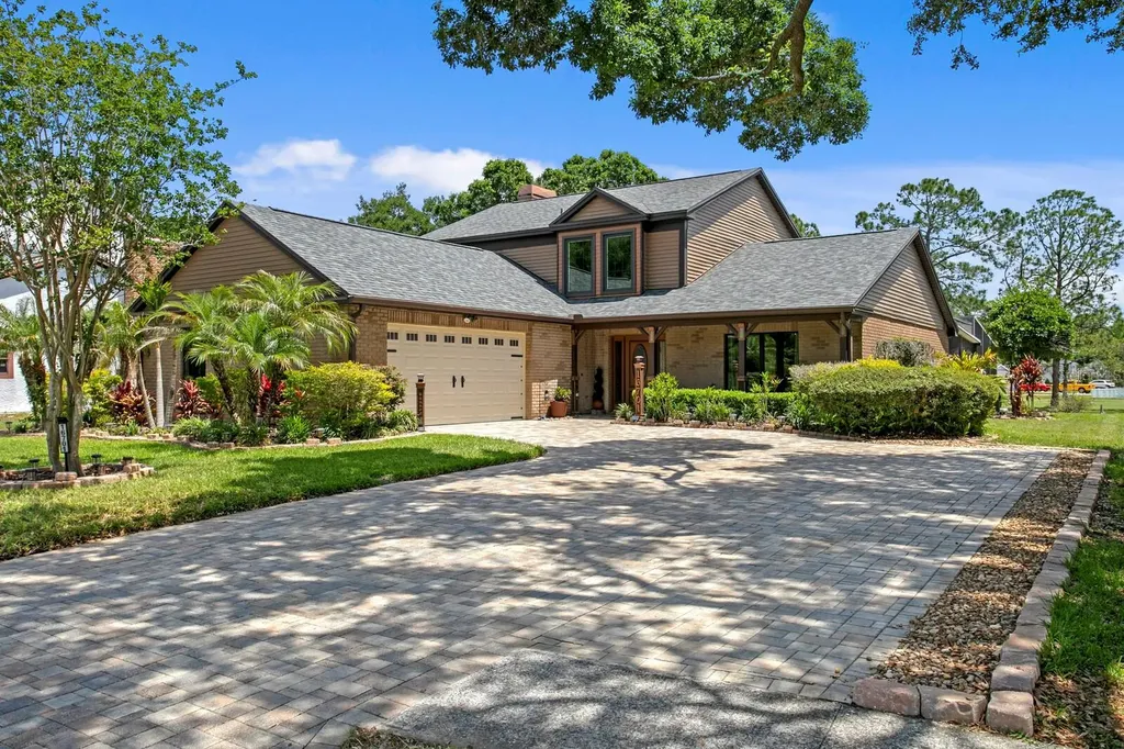 16701 E Course Drive Tampa FL 33624
