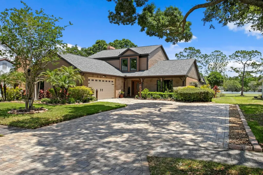 16701 E Course Drive Tampa FL 33624