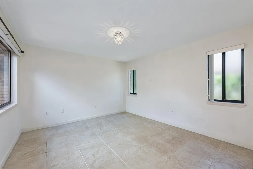 109 Waterwood Drive Yalaha FL 34797