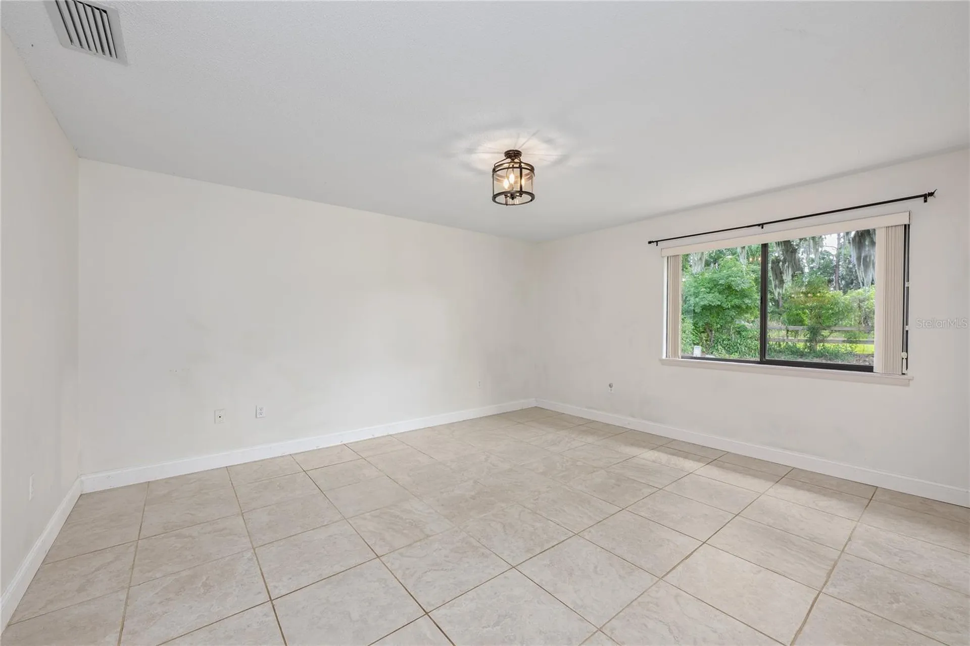 109 Waterwood Drive Yalaha FL 34797