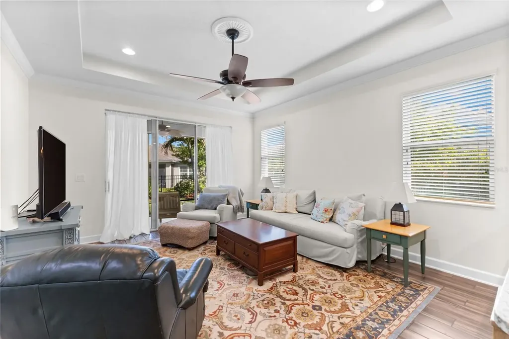 6918 Makers Way Apollo Beach FL 33572