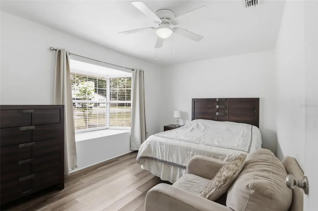 2245 NW 37th Place Gainesville FL 32605