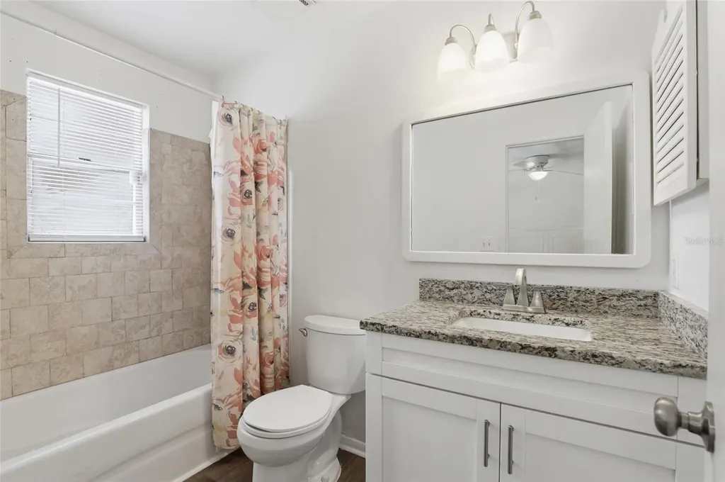 2245 NW 37th Place Gainesville FL 32605