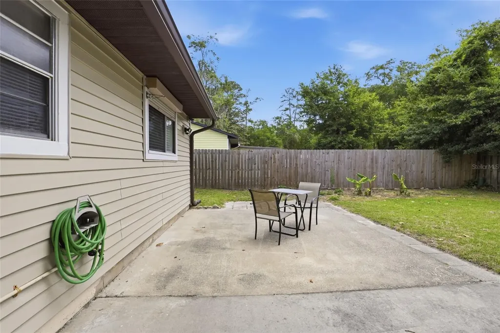 2245 NW 37th Place Gainesville FL 32605
