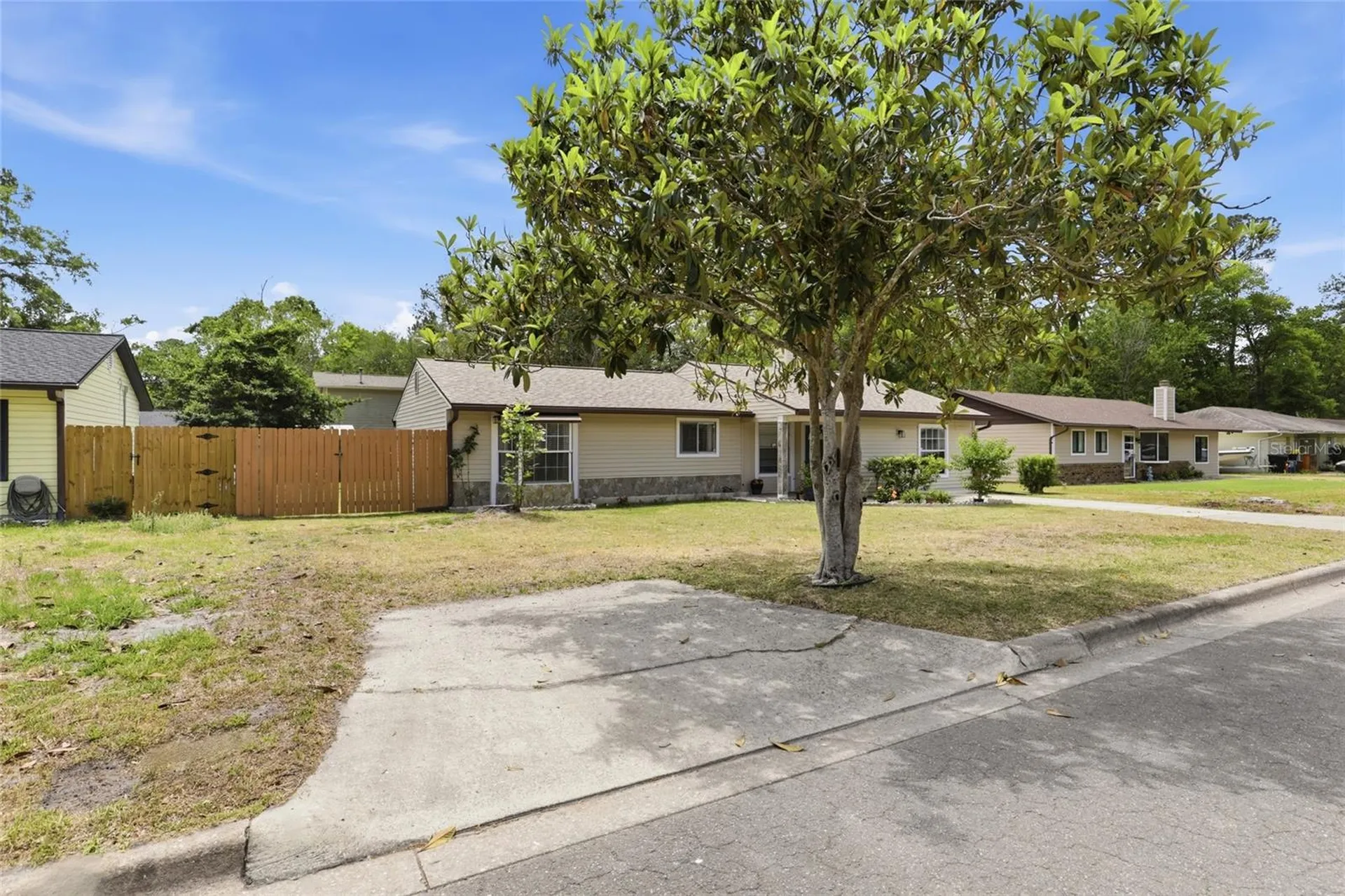 2245 NW 37th Place Gainesville FL 32605
