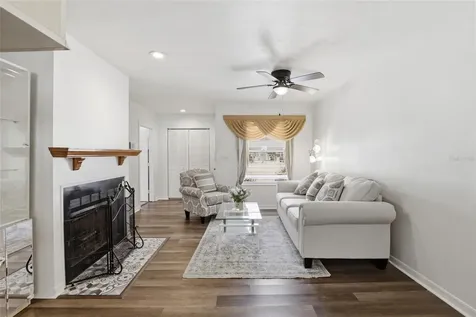 2245 NW 37th Place Gainesville FL 32605