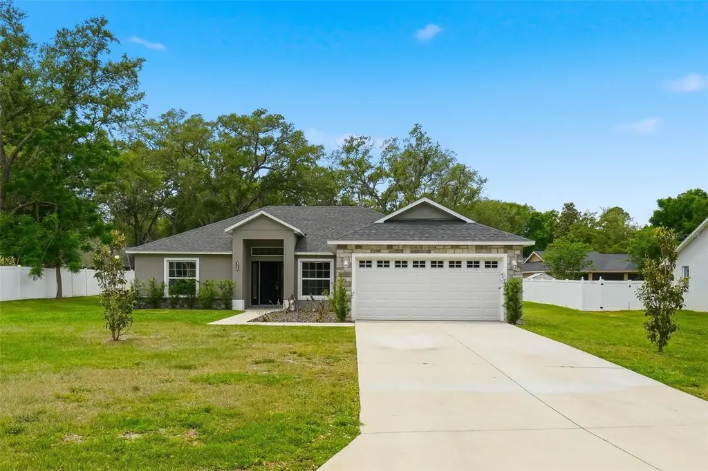 18175 Church Street Groveland FL 34736