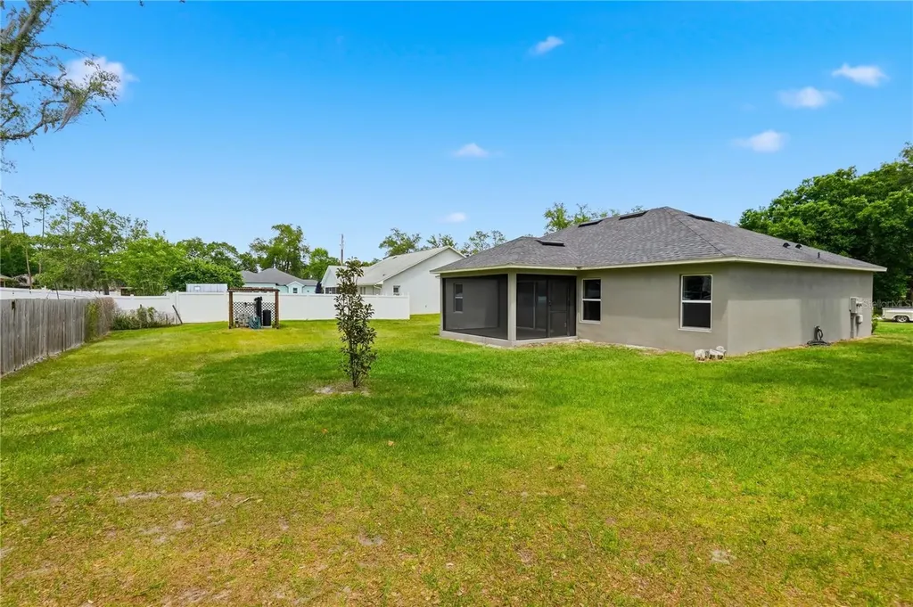 18175 Church Street Groveland FL 34736