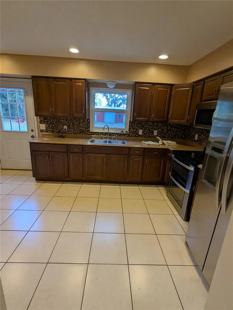 37544 Tucker Road Zephyrhills FL 33541