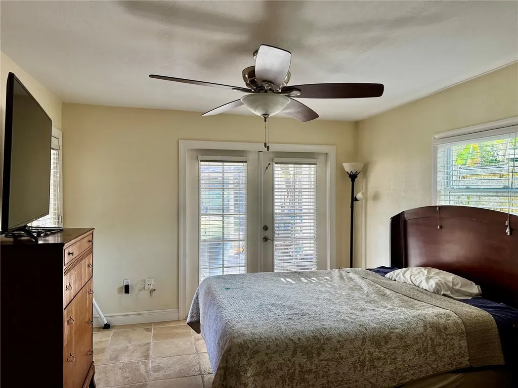 2559 Arlington Street Sarasota FL 34239