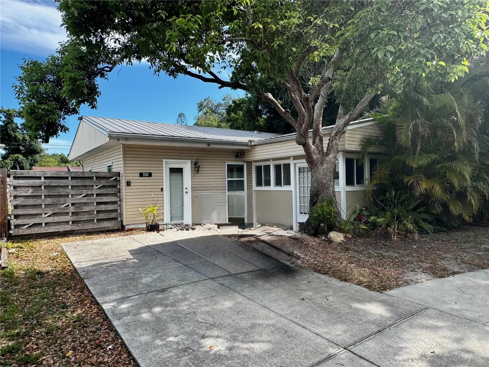 2559 Arlington Street Sarasota FL 34239
