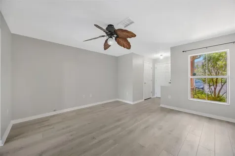 6831 Dartmouth Hill Street Riverview FL 33578