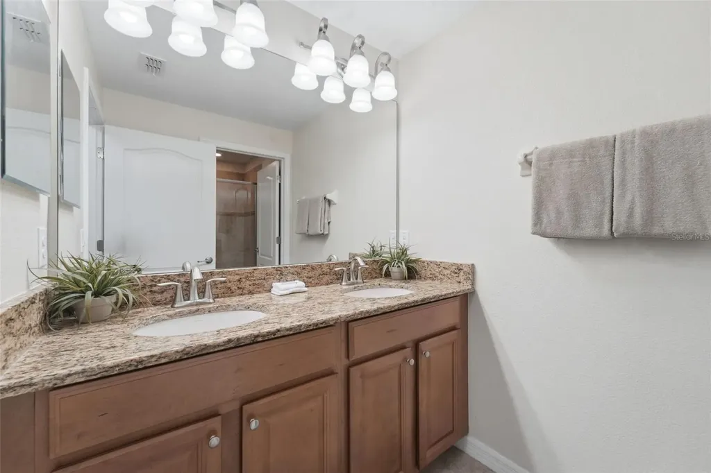 8975 California Palm Road Kissimmee FL 34747